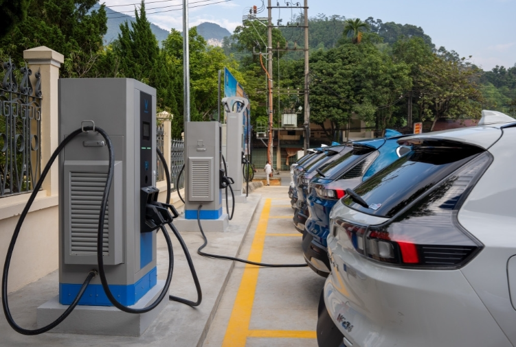 Từ 1/7/2027: Mọi trạm sạc xe điện phải tích hợp công nghệ cảnh báo và cô lập sự cố